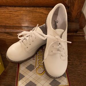 NEW Footmates “Willy” Oxfords